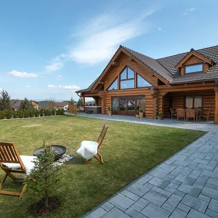 Lesny With Jacuzzi And Sauna, 4 Km From Stary Smokovec Шале *