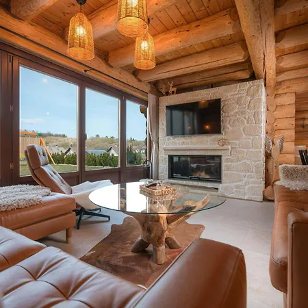 Lesny With Jacuzzi And Sauna, 4 Km From Stary Smokovec Шале