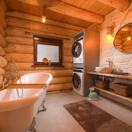Шале Lesny With Jacuzzi And Sauna, 4 Km From Stary Smokovec Нова-Лесна