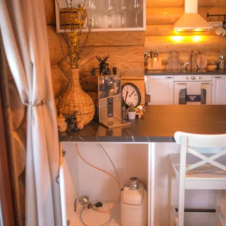Mountain With Jacuzzi, Sauna For 10 Peoples Horská chata