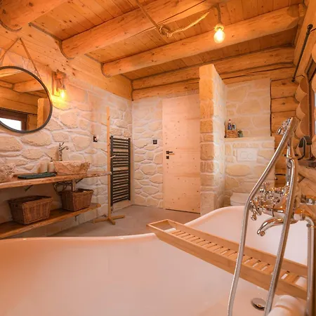 Lesny With Jacuzzi And Sauna, 4 Km From Stary Smokovec