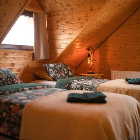 Шале Lesny With Jacuzzi And Sauna, 4 Km From Stary Smokovec Нова-Лесна